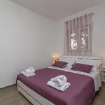 Niksi Apartamento