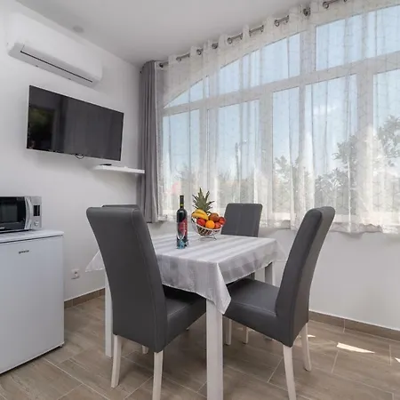 Niksi Apartment