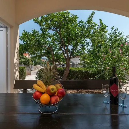 Apartament Niksi